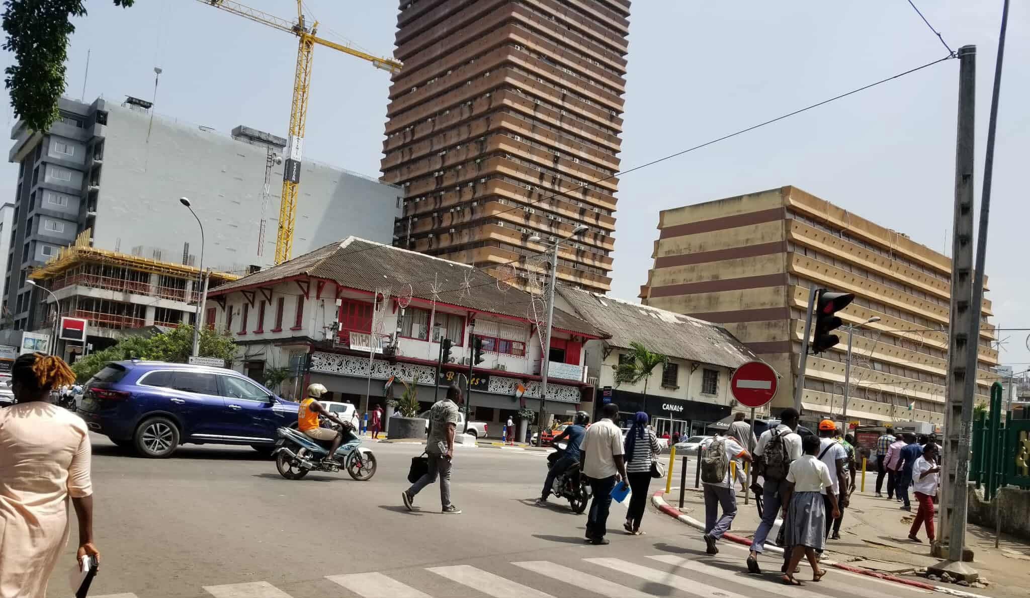 TERRAIN BATI - ABIDJAN PLATEAU